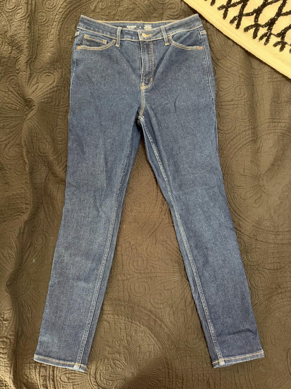 Old Navy Women's Extra High Rise Rockstar Super Skinny Jeans